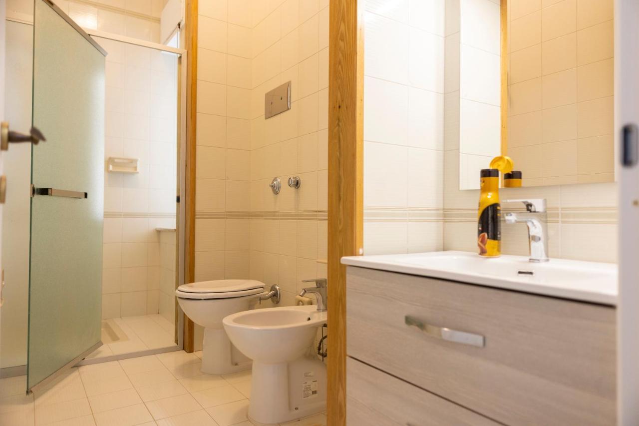 New Sea House Vicino La Spiaggia Del Lungomare Apartment Чефалу Екстериор снимка